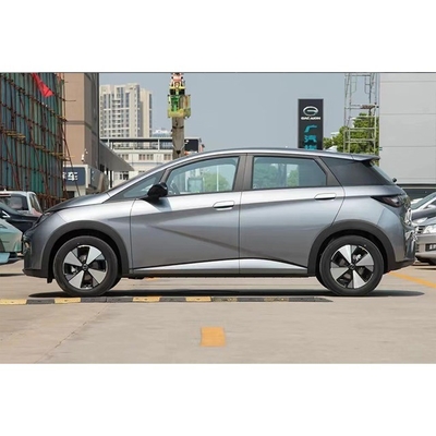 Capacità della batteria 70kWh Compatto e SUV a 5 posti per il trasporto familiare