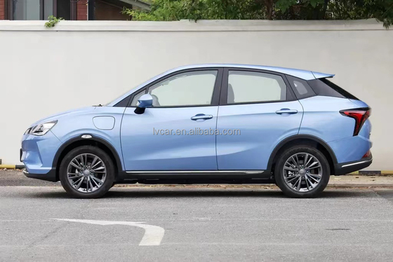 Il miglior piccolo SUV di Nezha V con 401 Km di autonomia e caratteristiche di comfort intelligenti