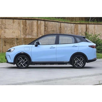 Piccolo SUV elettrico auto NETA AYA 2024 5 porte e 5 posti autonomia elettrica pura 300-400km