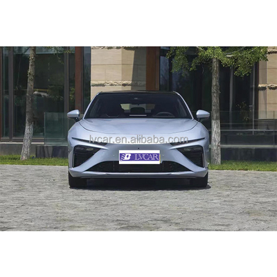 Sistema di sterzo elettrico Nezha's Energy Coupe con 3,9s di accelerazione e 715km di autonomia