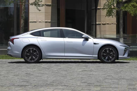 Sistema di sterzo elettrico Nezha's Energy Coupe con 3,9s di accelerazione e 715km di autonomia