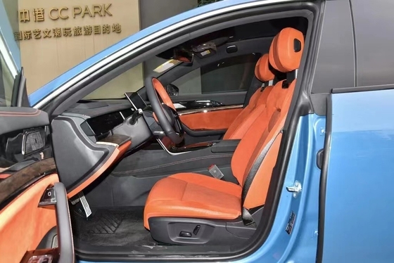 Nezha S Il veicolo elettrico 2024 con sistema di intrattenimento auto e caratteristiche avanzate