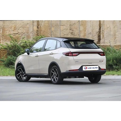 Tutti i SUV elettrici puri 2023 con struttura di carrozzeria a 5 porte e 5 posti e tempo di ricarica di 0,5 ore