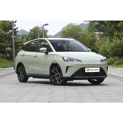 401 km di autonomia elettrica pura 2023 Nezha AYA Small City SUV con velocità massima fino a 120 Km/h