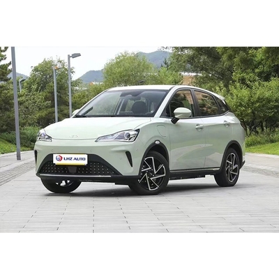 401 km di autonomia elettrica pura 2023 Nezha AYA Small City SUV con velocità massima fino a 120 Km/h