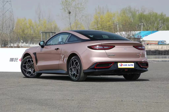 2023 Nezha GT's State-of-the-Art 100% Sport Car elettrico con 3.7s 4WD Accelerazione