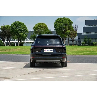 LiXiang L9 L'Ultimate 8 Airbag Family SUV con regolazione del sedile del conducente elettrico