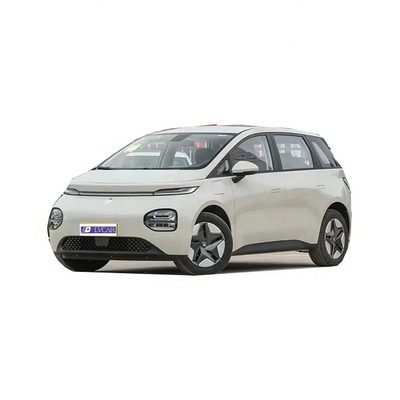 Guida a sinistra Wuling Baojun Hatchback popolare e conveniente a cinque porte e cinque posti