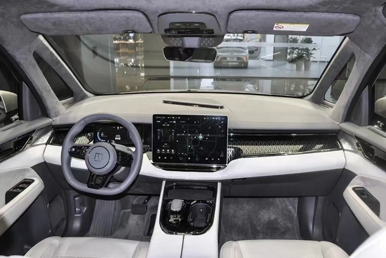 Esperienza di lusso ed efficienza con Zeekr 009 Energy Six Seat Business Vehicle