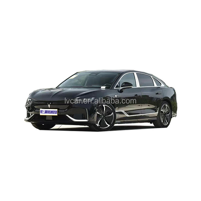 Scatena la potenza del veicolo Voyah Automobile con 5 porte e 5 posti.