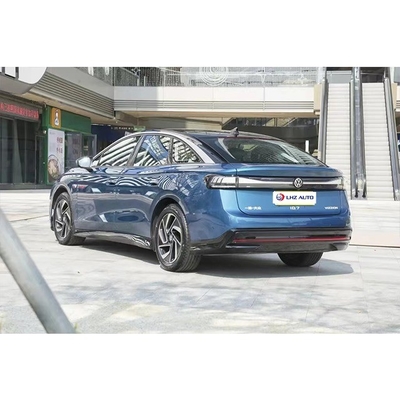 Aggiornare a una guida più verde con il 2024 Volkswagen ID7 A Pure Electric Sports Sedan