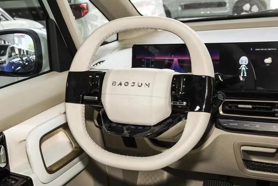 Touch Screen Wuling Baojun Quattro porte Cinque posti Veicolo energetico con 4 cambio in avanti